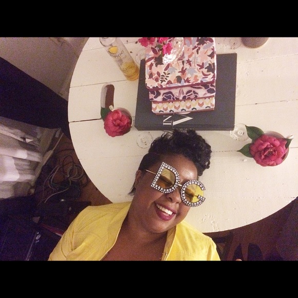 Meet your Posher, Mashaun - Picture 2 of 5